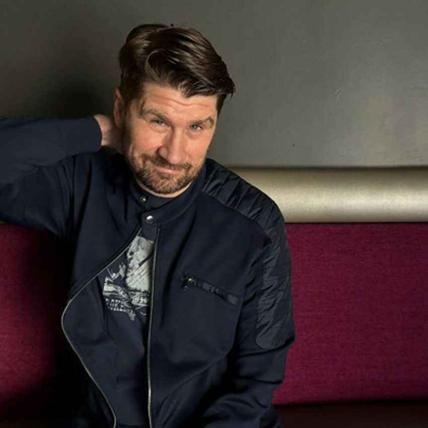 COMEDY_chipchantry_850x850