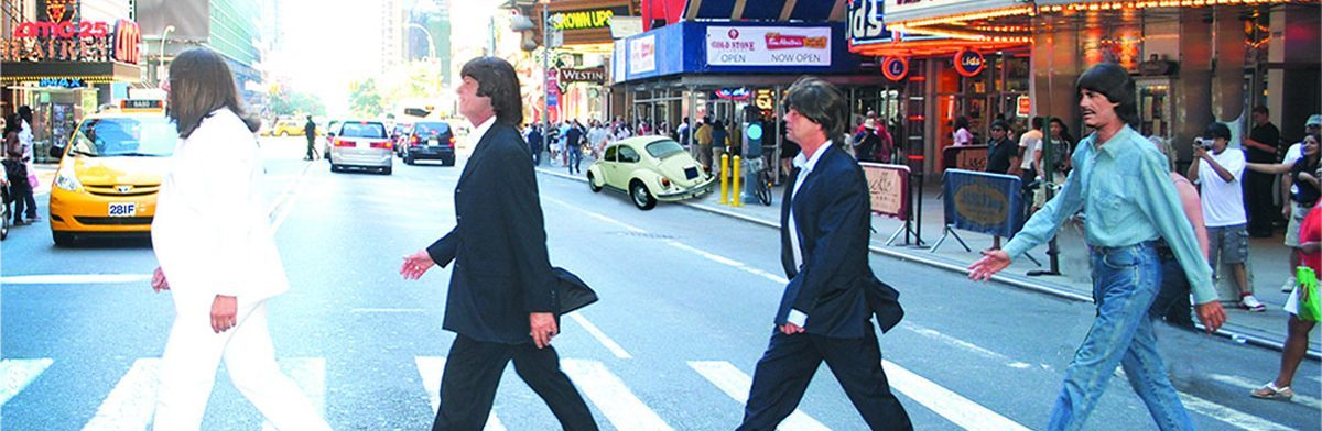 Strawberry Fields – The Ultimate Beatles Tribute Band