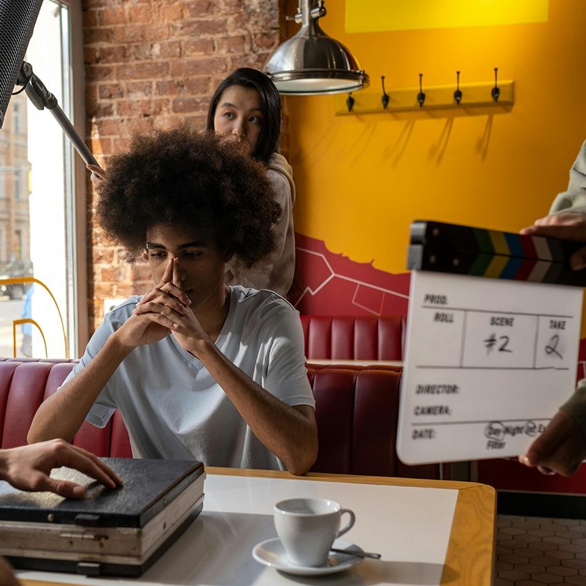 PIC_movie_filmming_cafe_850x850