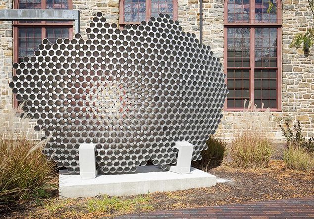 PUBLICART_opticalwall_635x443