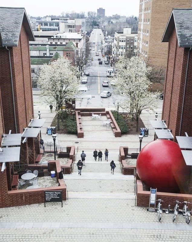 PUBLICART_redball_635x802